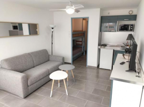 Joli studio cabine plage, piscine, parking Palavas